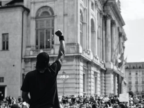 الديمقراطية